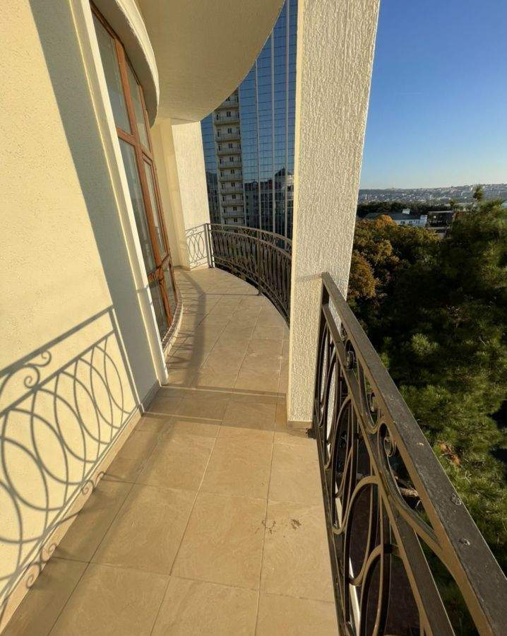 Продажа 3-комнатной квартиры, Геленджик, Мира улица,  д.44к6