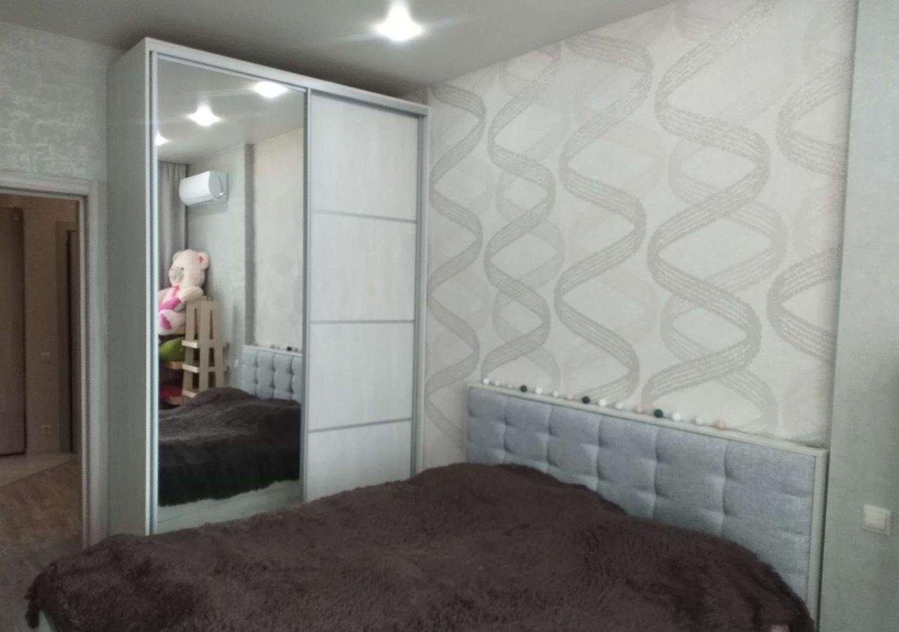 Продажа 2-комнатной квартиры, Геленджик, Олега Анофриева улица,  д.1к1