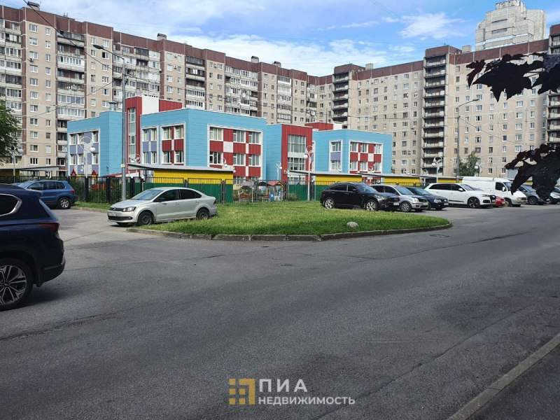Продажа 1-комнатной квартиры, Санкт-Петербург, Комендантский проспект,  д.7к1 литера А