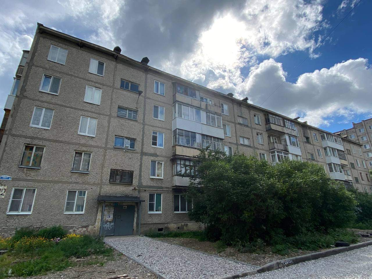 Продажа 3-комнатной квартиры, Березники, Мира улица,  д.122