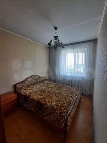 Продажа 4-комнатной квартиры, Калуга, Хрустальная улица,  д.10