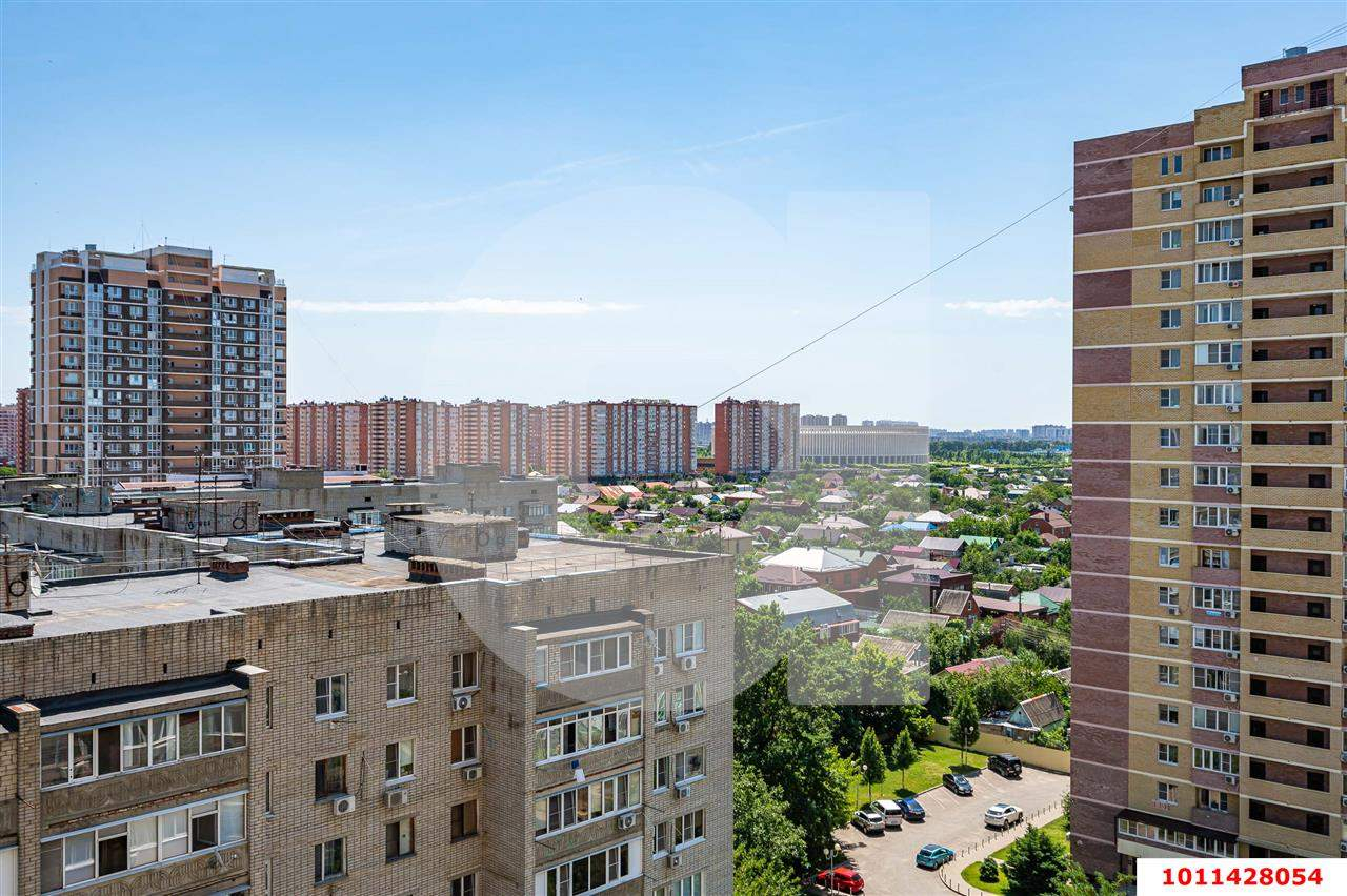 Продажа 2-комнатной квартиры, Краснодар, Российская улица,  д.72