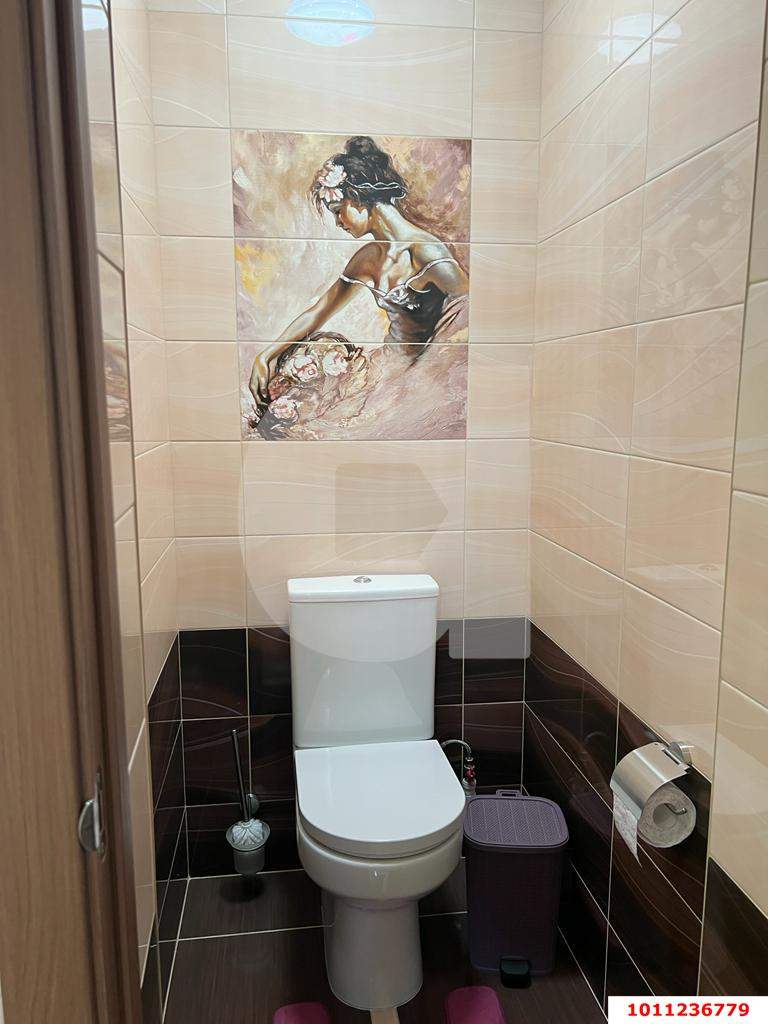 Продажа дома, 300м <sup>2</sup>, 10 сот., Краснодар, Баварская улица,  д.57