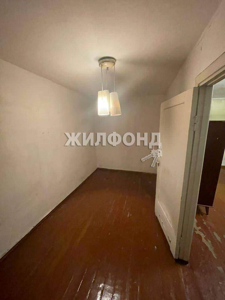Продажа 2-комнатной квартиры, Иркутск, Советская улица,  д.111