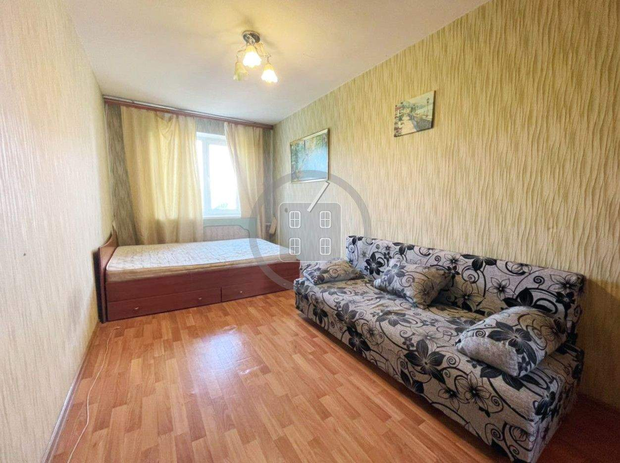 Продажа 2-комнатной квартиры, Калуга, Суворова улица,  д.17