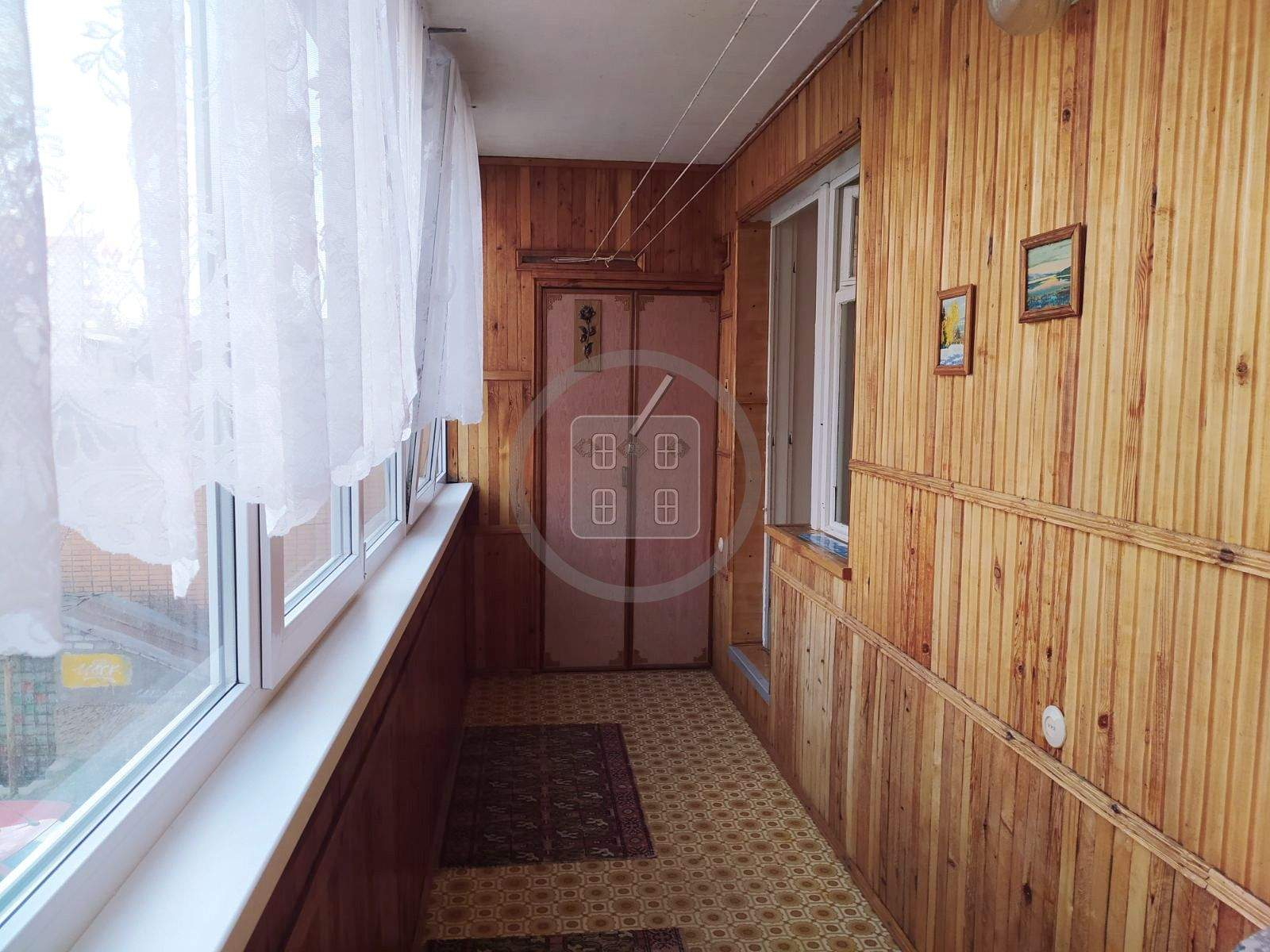 Продажа 4-комнатной квартиры, Калуга, Генерала Попова улица,  д.2/1к4