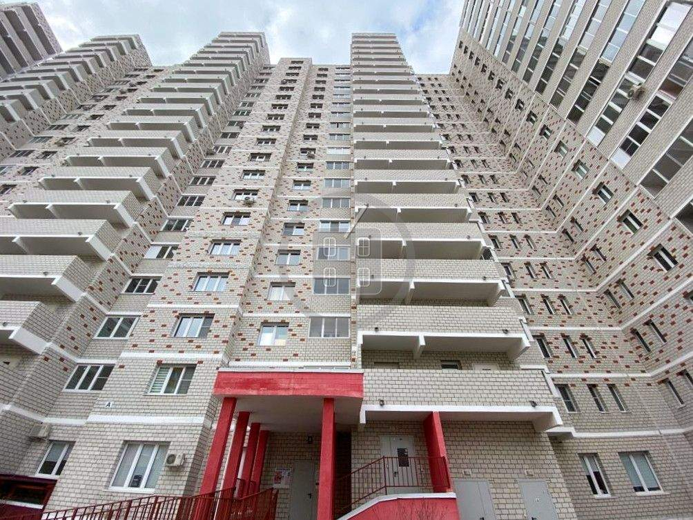 Продажа 2-комнатной квартиры, Калуга, Солнечный бульвар,  д.10