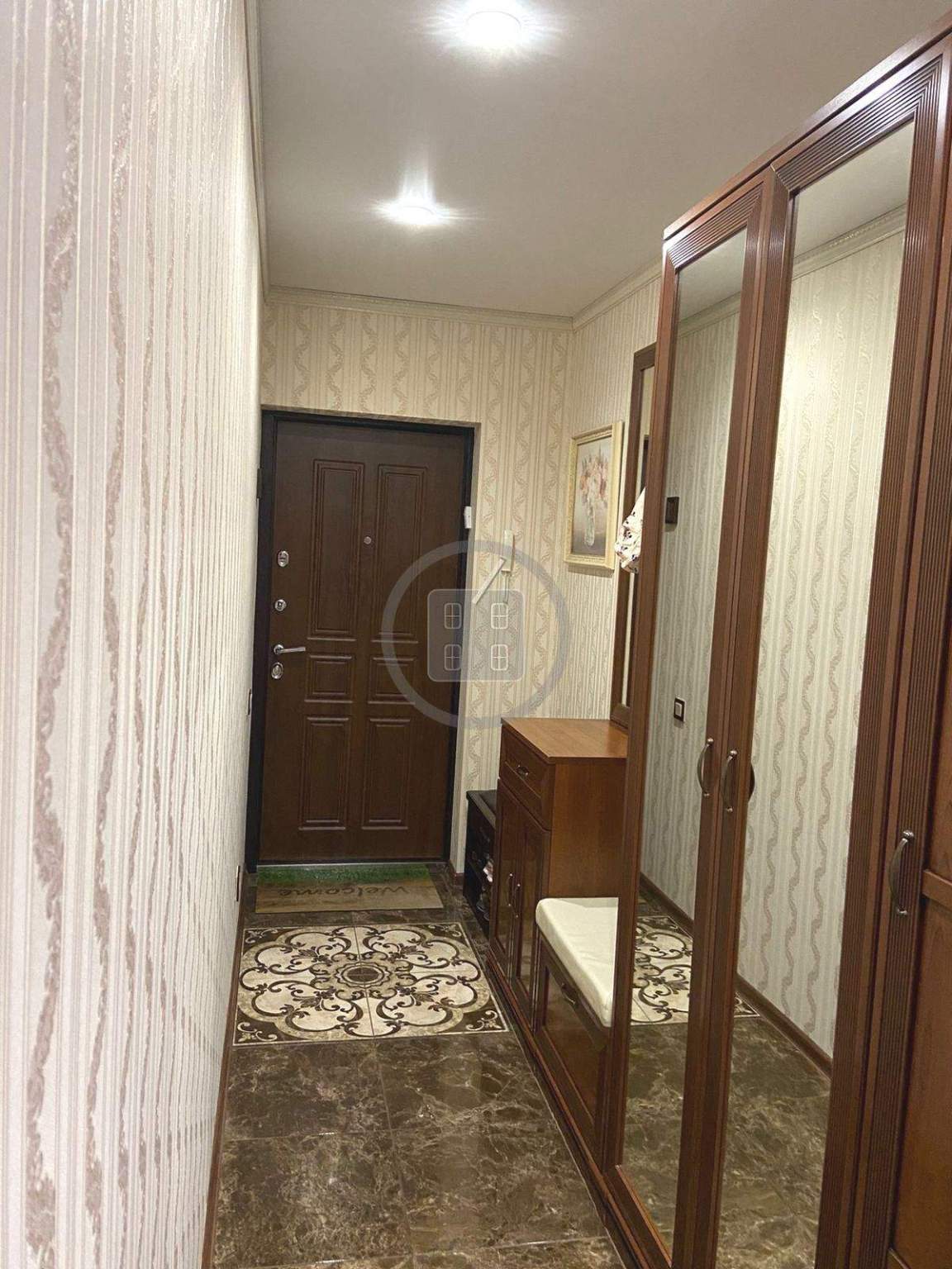 Продажа 2-комнатной квартиры, Калуга, Георгия Амелина улица,  д.19