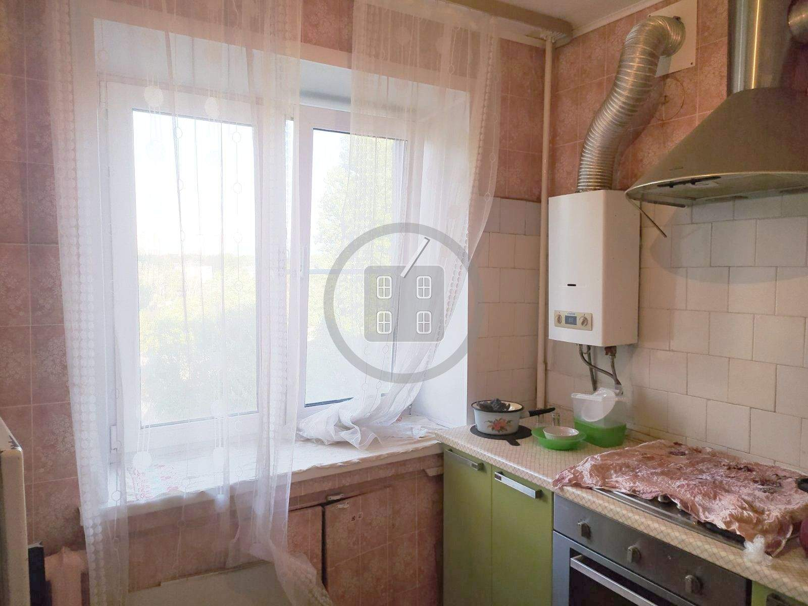 Продажа 4-комнатной квартиры, Калуга, Маршала Жукова улица,  д.13к1