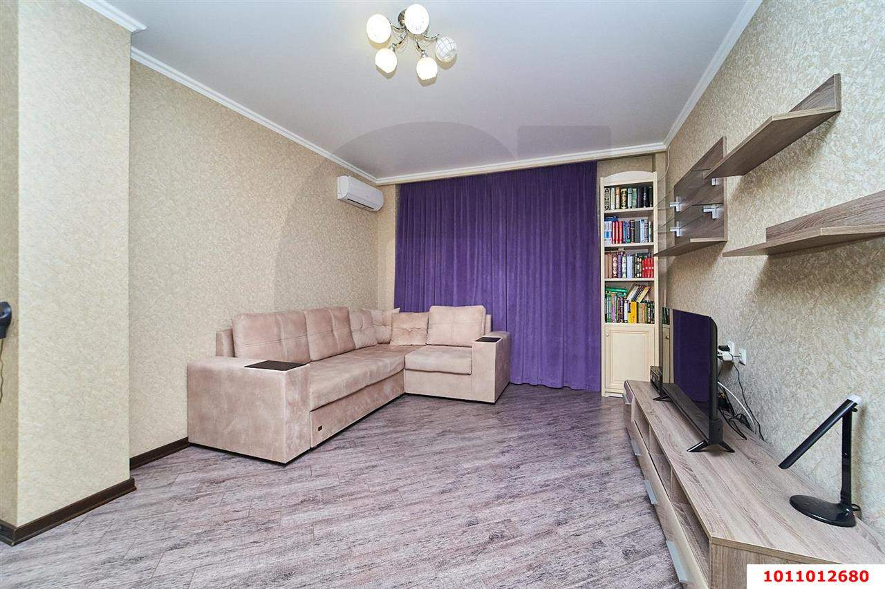 Продажа 2-комнатной квартиры, Яблоновский, Космическая улица,  д.88к6