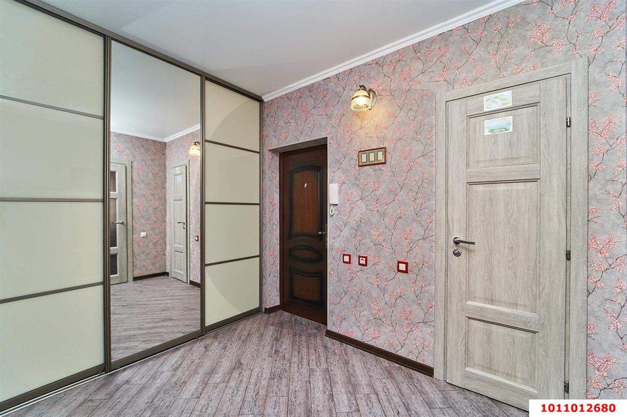 Продажа 2-комнатной квартиры, Яблоновский, Космическая улица,  д.88к6