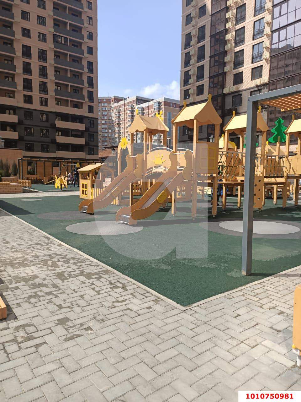 Продажа 1-комнатной квартиры, Краснодар, Гаражная улица,  д.87