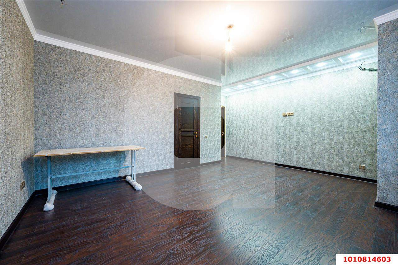 Продажа 3-комнатной квартиры, Краснодар, им. Буденного улица,  д.129