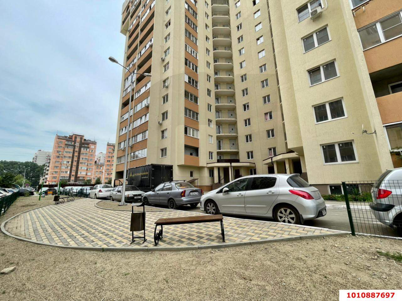 Продажа 2-комнатной квартиры, Краснодар, Домбайская улица,  д.10/1