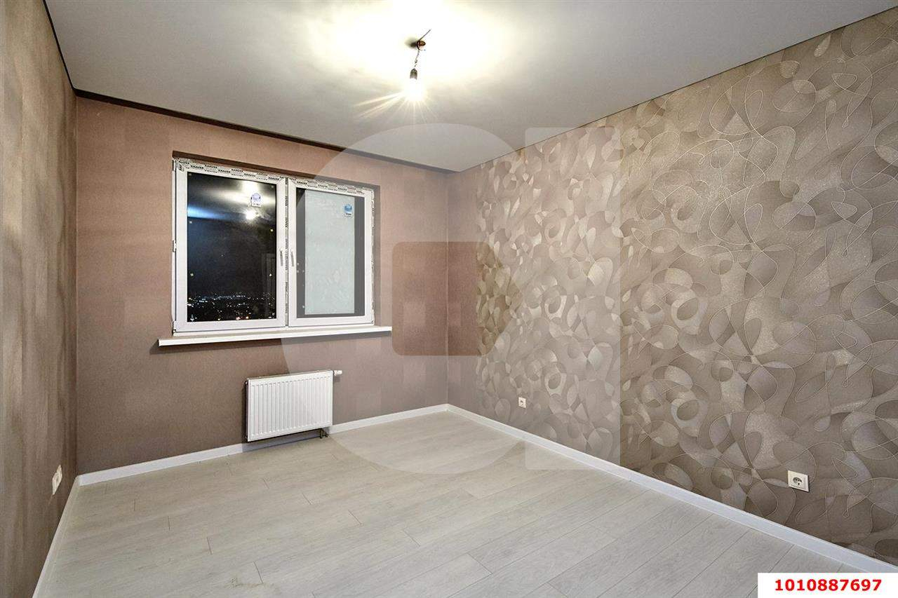 Продажа 2-комнатной квартиры, Краснодар, Домбайская улица,  д.10/1