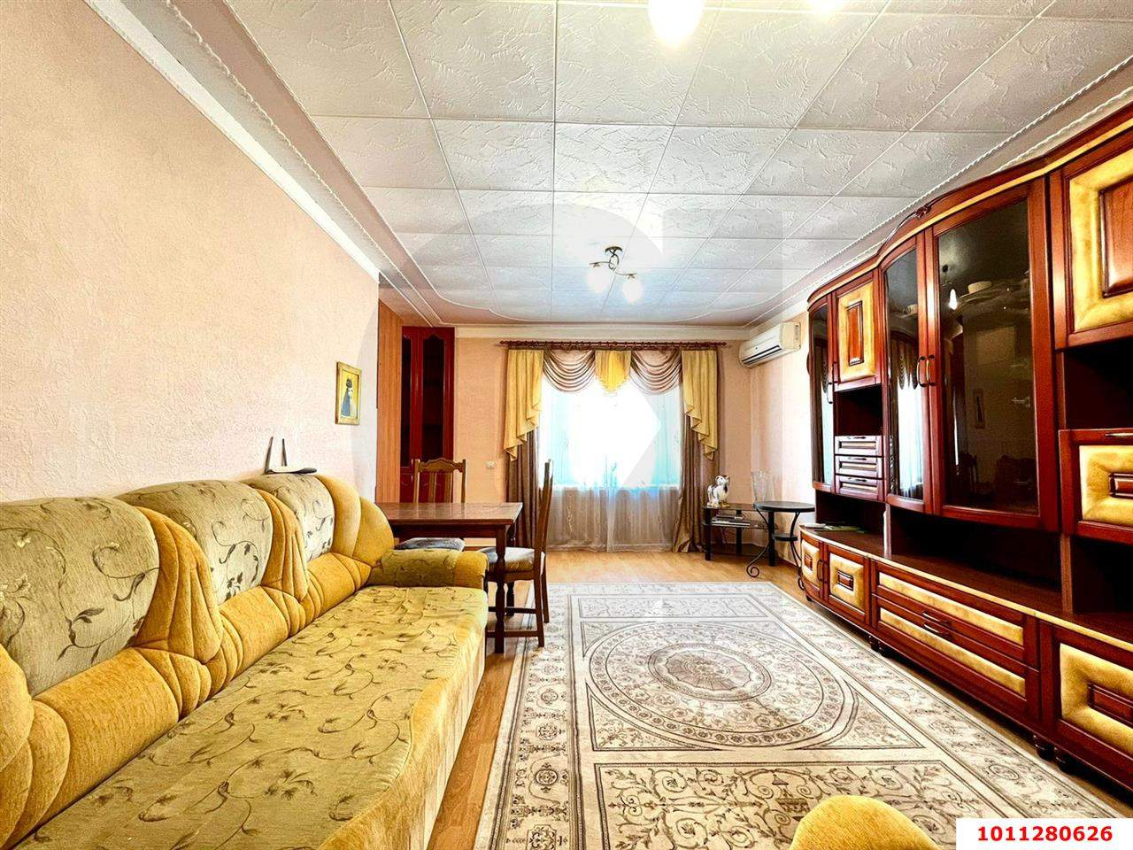 Продажа 3-комнатной квартиры, Тбилисская, Кривая улица,  д.16