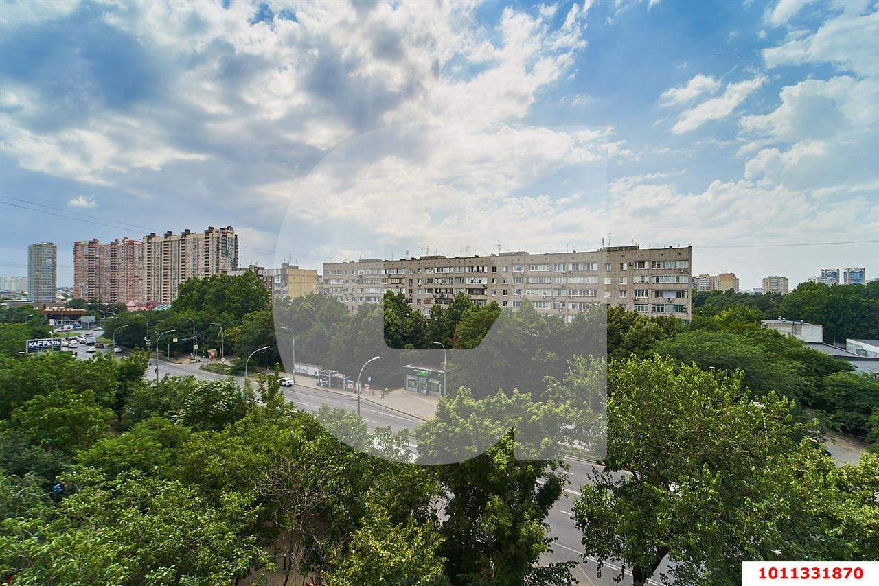 Продажа 3-комнатной квартиры, Краснодар, Российская улица,  д.94