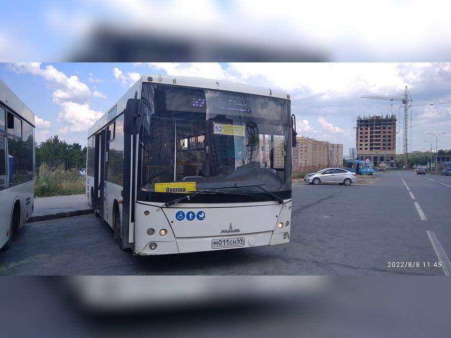 Автобус МАЗ 206086 с маршрутом...
